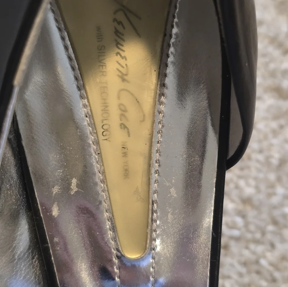 Kenneth Cole 925 Heels -Elegant Black Leather Women's Pumps